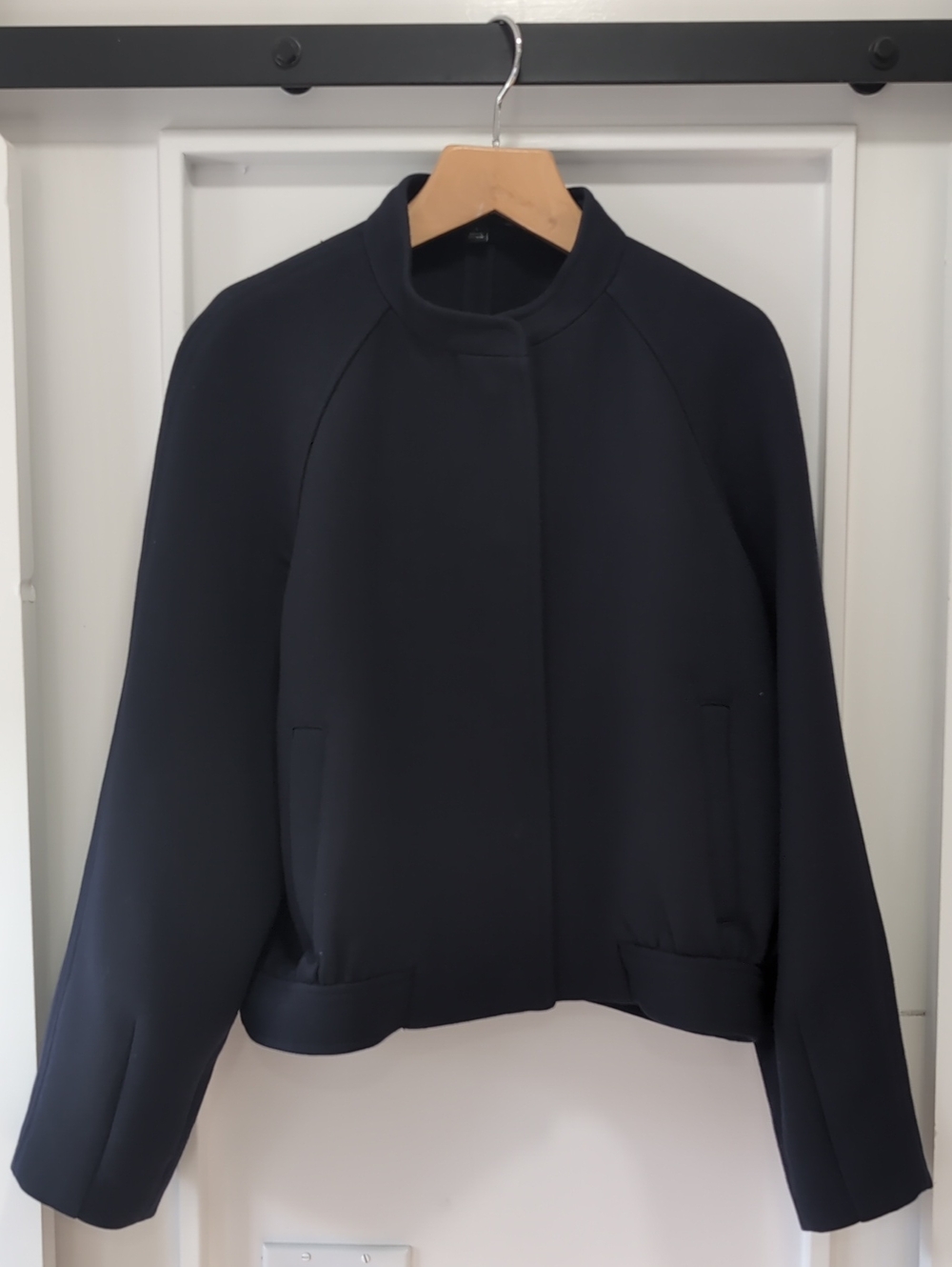 Ann Taylor Classic Navy Cropped Collarless Bomber Jacket Size Small